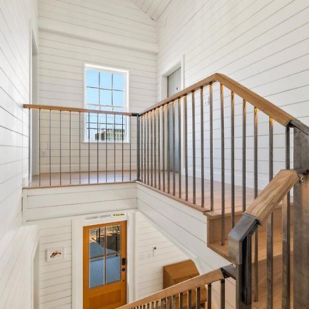 Boutique Room Steps From Downtown Mall Rose Jean - Room 4 Σάρλοτσβιλ Εξωτερικό φωτογραφία