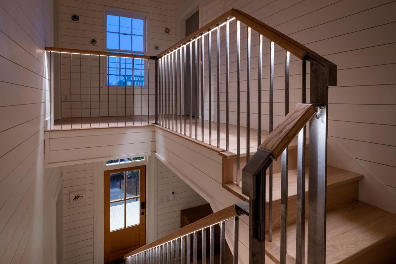Boutique Room Steps From Downtown Mall Rose Jean - Room 4 Σάρλοτσβιλ Εξωτερικό φωτογραφία