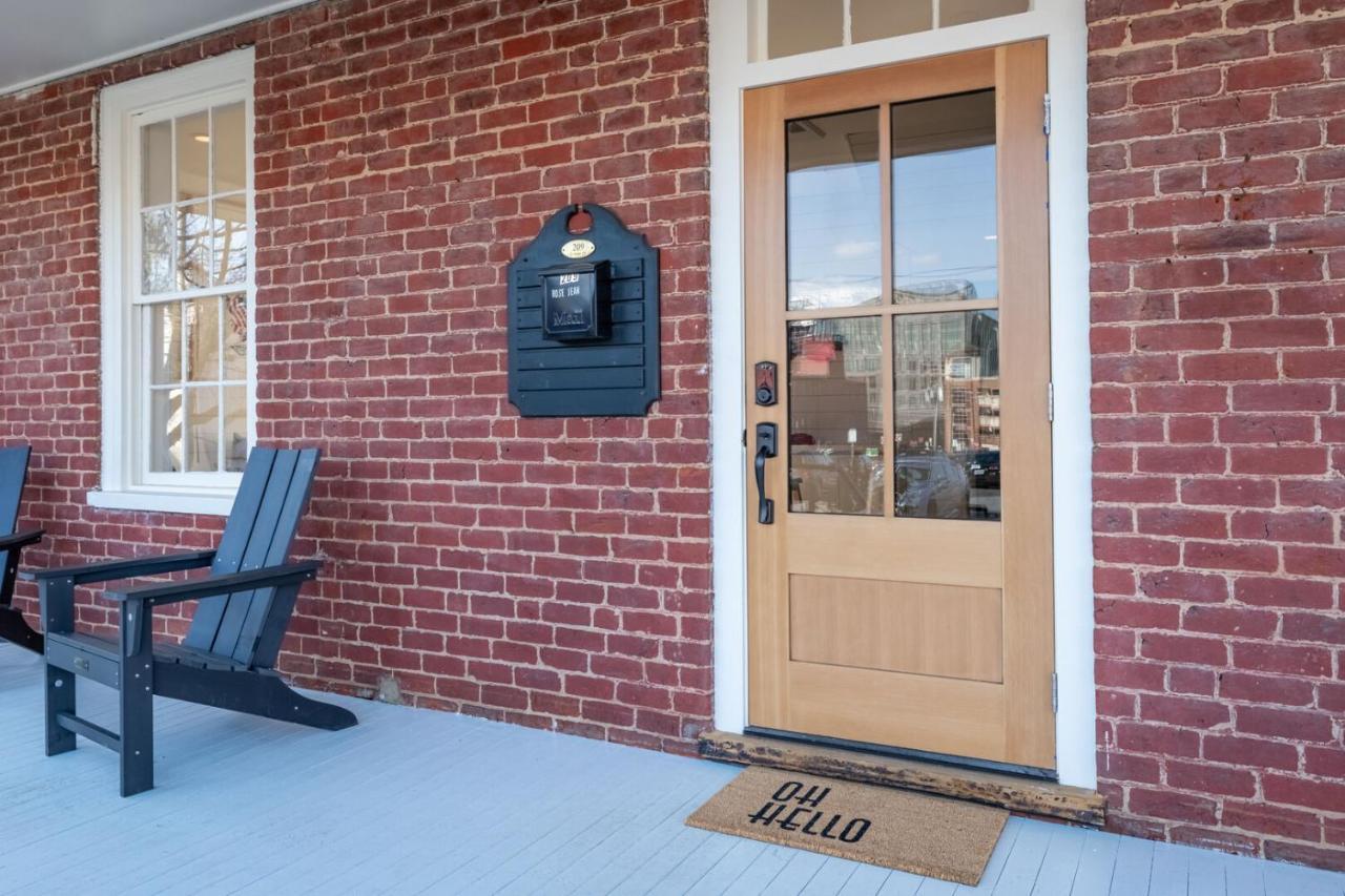 Boutique Room Steps From Downtown Mall Rose Jean - Room 4 Σάρλοτσβιλ Εξωτερικό φωτογραφία